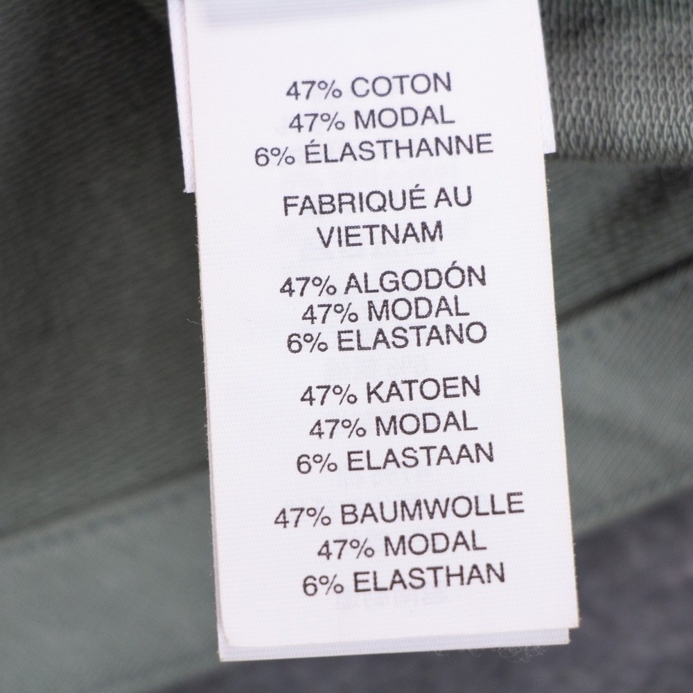 Vuori Men's Button-Up Workshirt in Sage - Picture 9 of 10